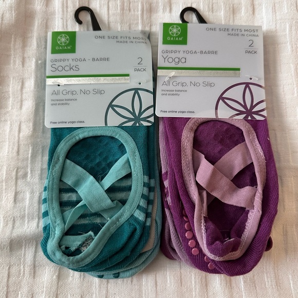 2x2 pack - Gaiam Yoga Socks - Picture 1 of 6